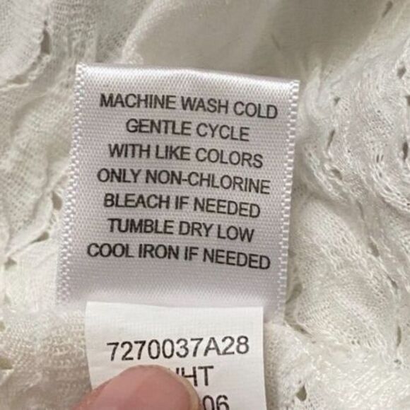 live and let live Boho White Eyelet Button Down Shirt Size L - Picture 8 of 8